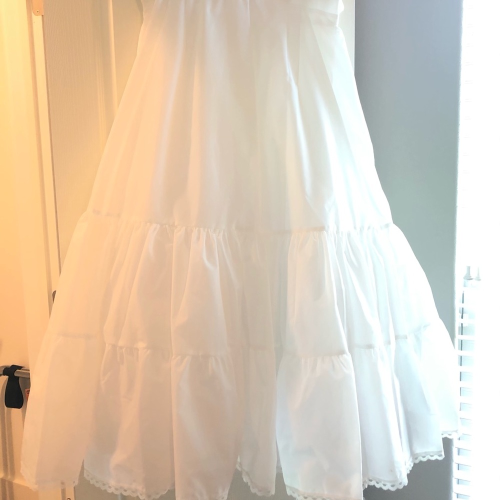 Bridal Plus Size Ball Gown Silhouette Slip—White